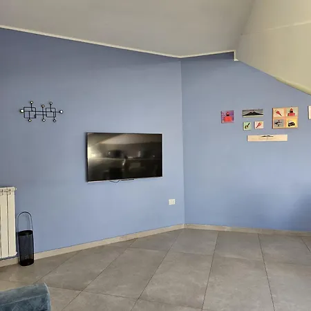 Wanda House Неаполь
