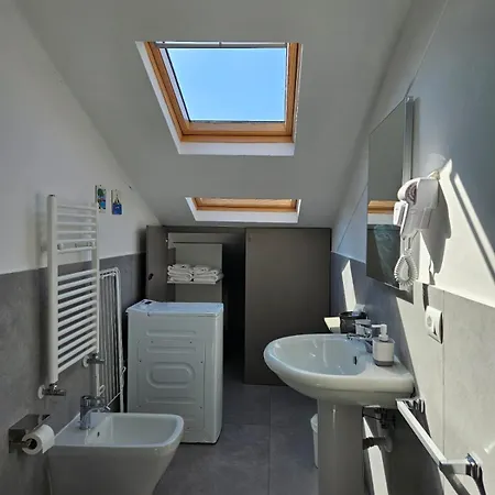 Wanda House Неаполь