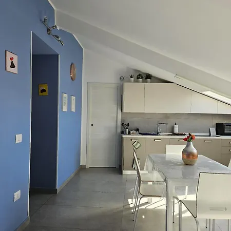 Wanda House